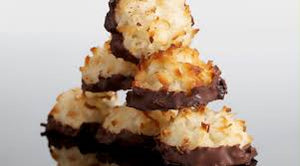 6 Coconut Macaroons